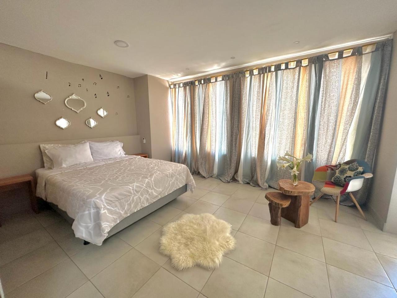 Suites Hermosas Cercanas A Todo Puerto Ayora  Exterior photo